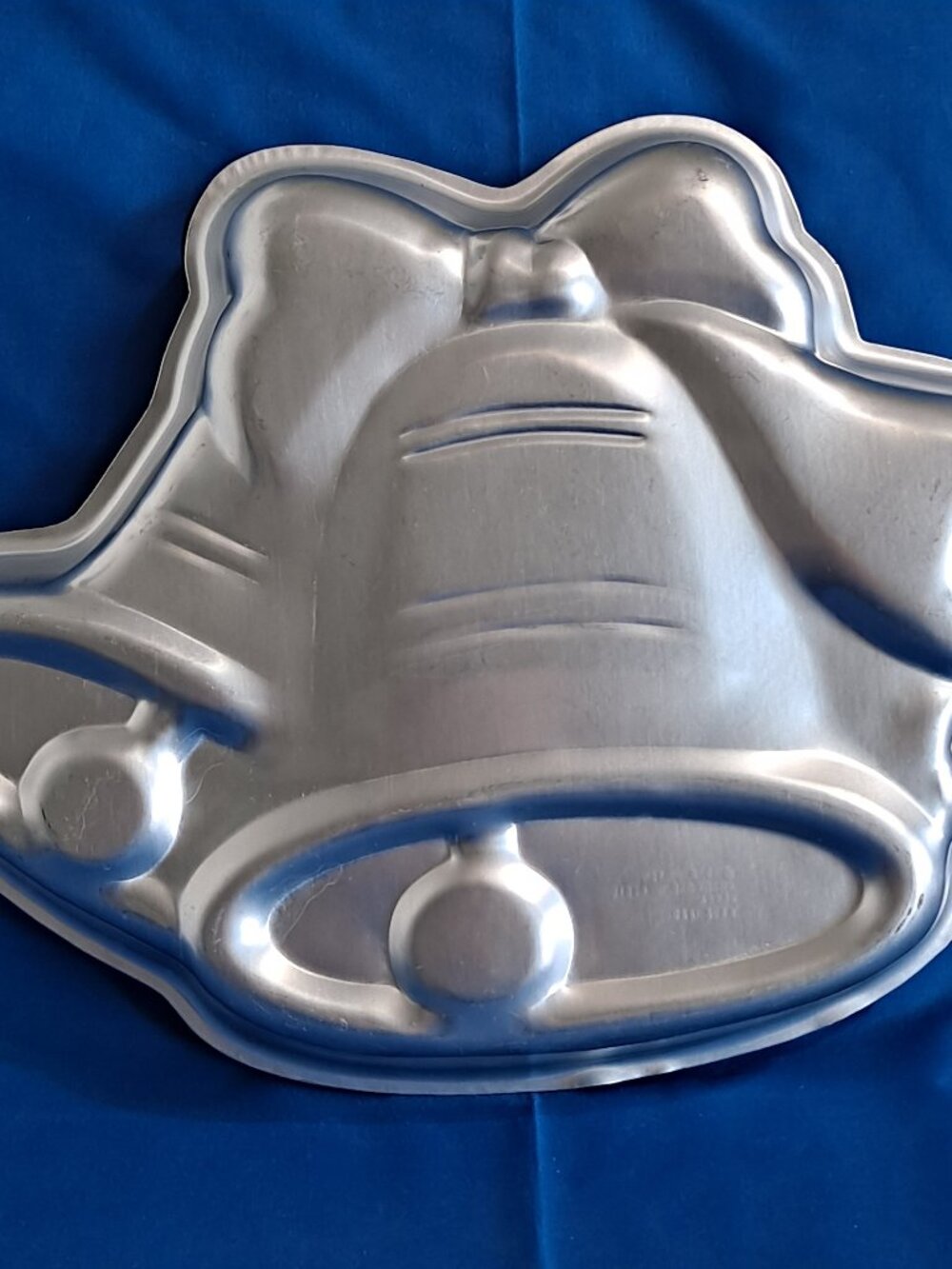 Vintage 1979 Wilton DOUBLE BELL Cake PAN 502-1220 Christmas Holiday Baking Mold